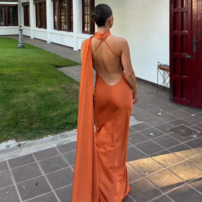 Adaline - Tidløs Cape-maxikjole