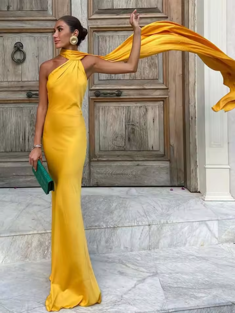 Adaline - Tidløs Cape-maxikjole